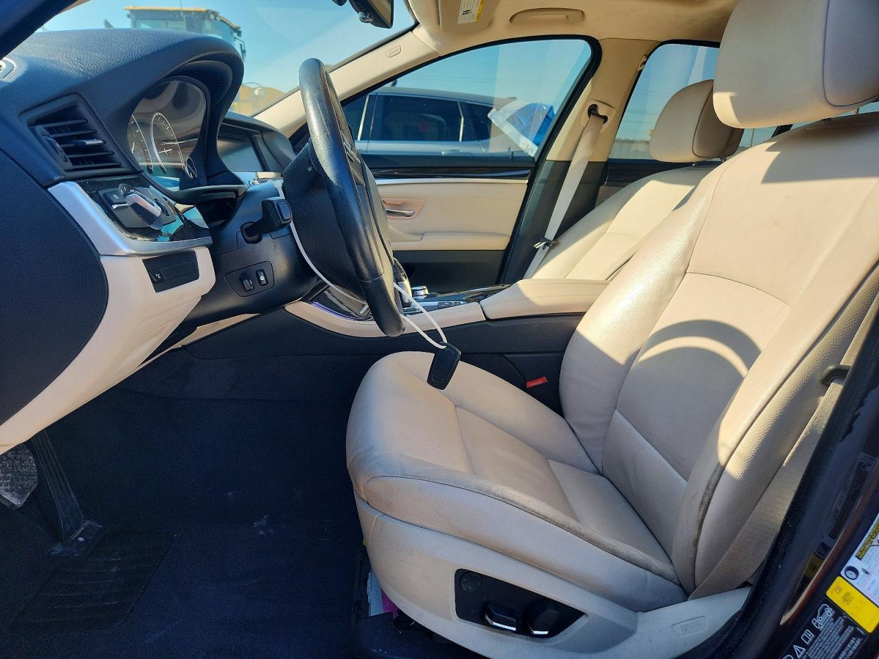 2013 BMW 528 Xi - Image 7