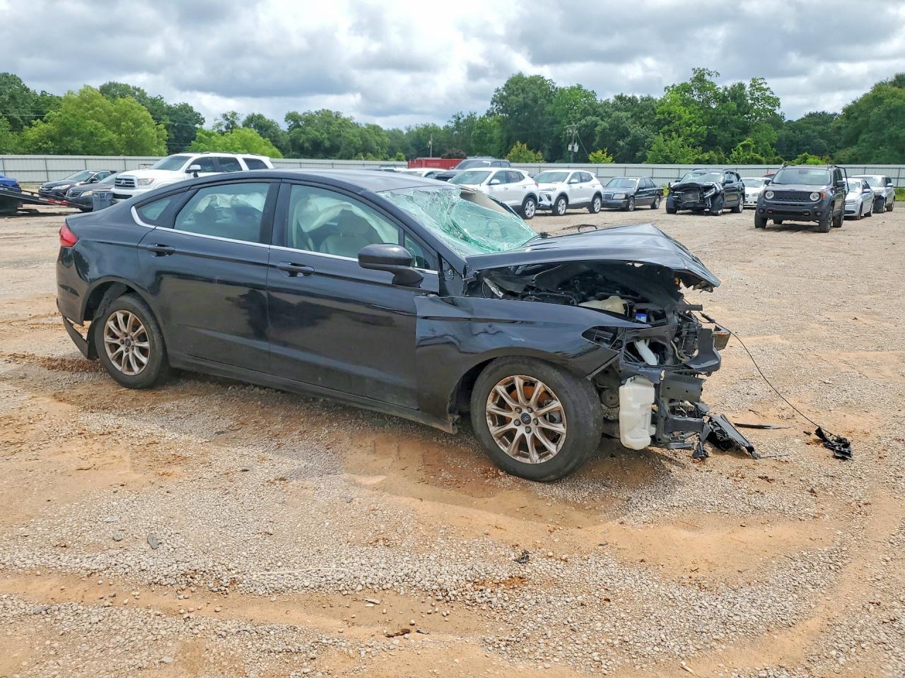2018 Ford Fusion S - Image 4