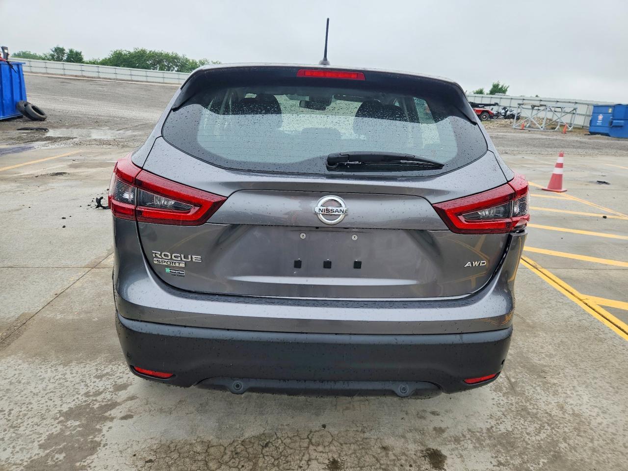 2021 Nissan Rogue Sport S - Image 6