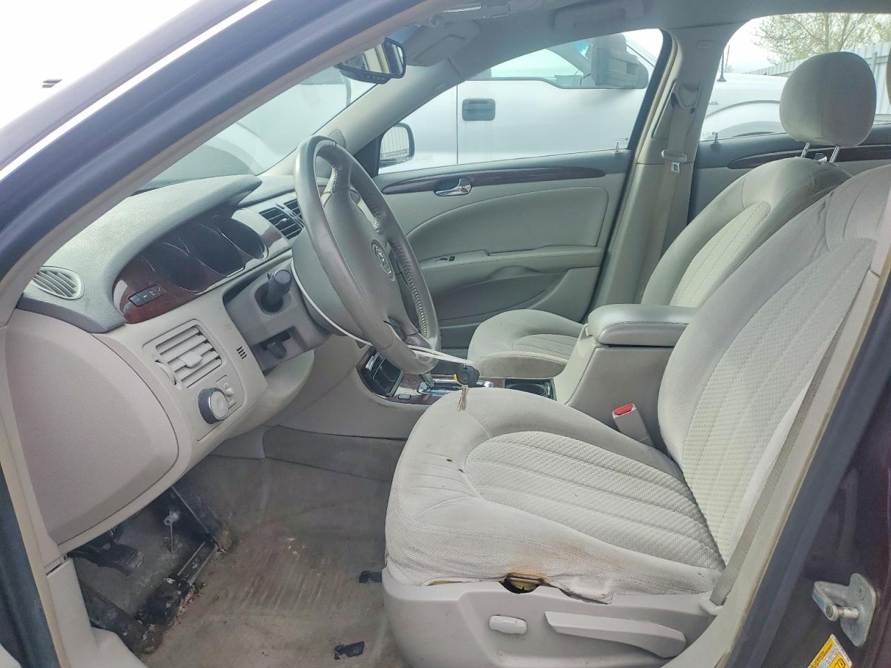 2008 Buick Lucerne Cx - Image 7