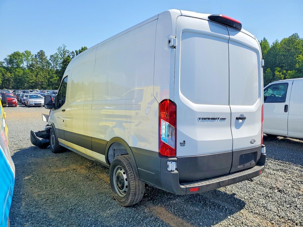 2026 Ford Transit 250 Delivery Van - Фото 2
