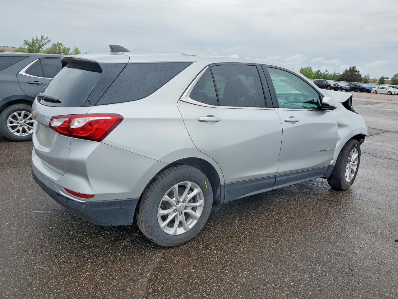 2018 Chevrolet Equinox Lt - Image 3