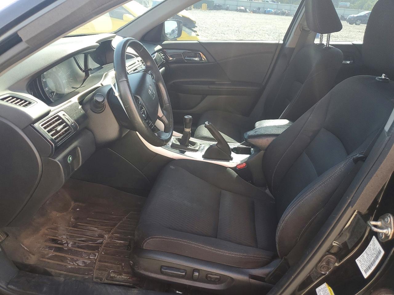2015 Honda Accord Sport - Image 7