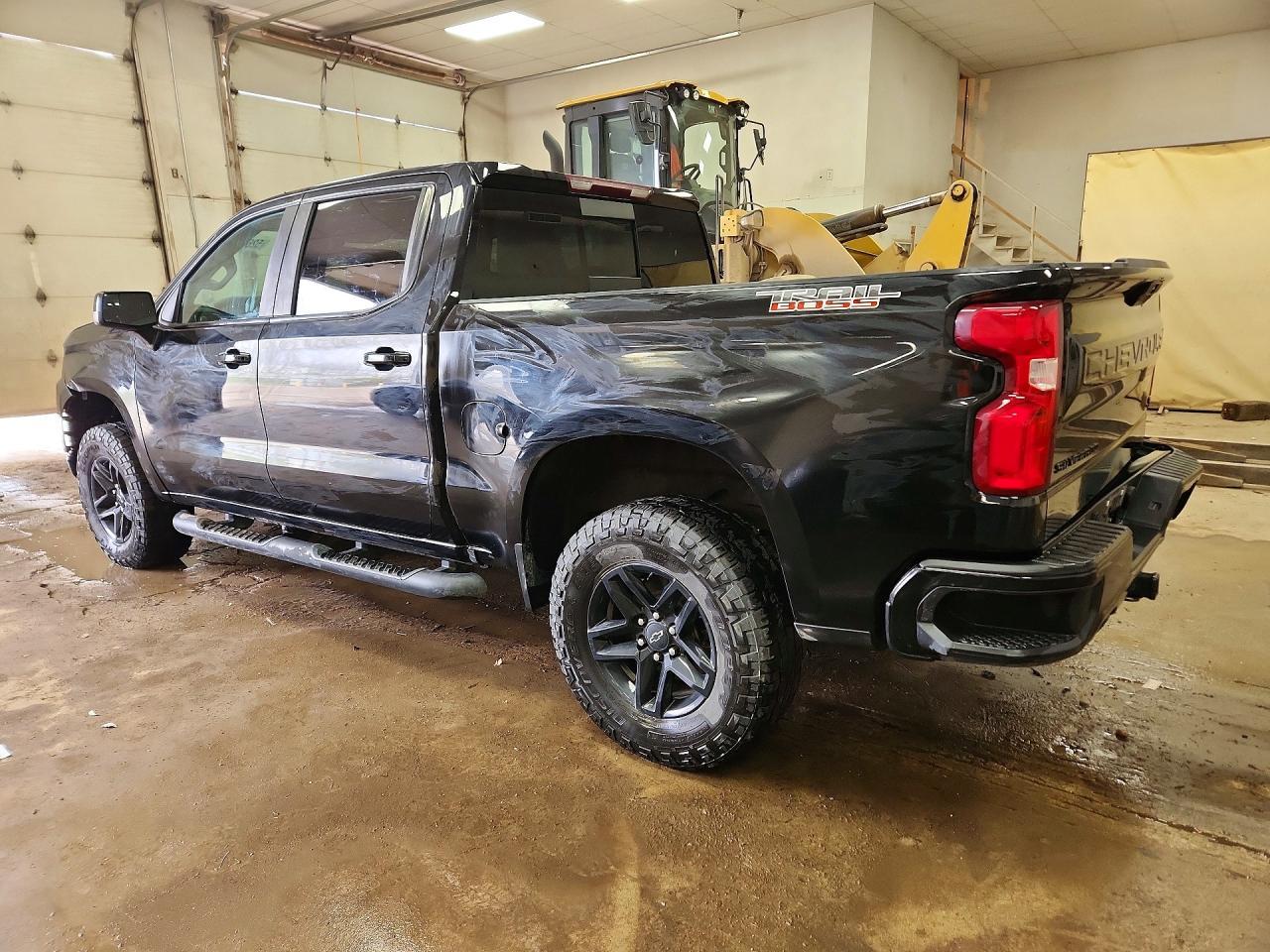 2021 Chevrolet Silverado K1500 Lt Trail Boss - Image 2