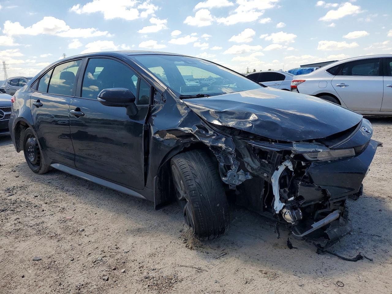 2021 Toyota Corolla Se - Image 4