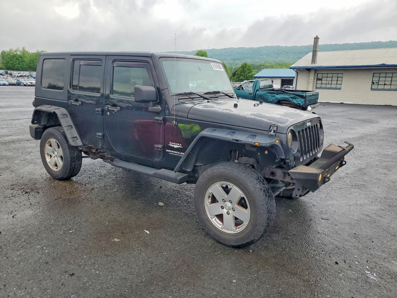 2010 Jeep Wrangler Unlimited Sahara - Фото 4