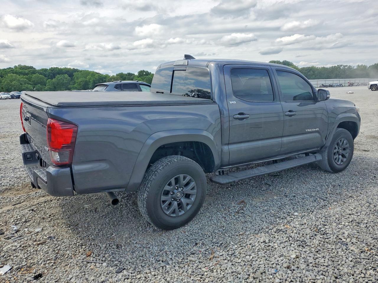 2023 Toyota Tacoma Sr5 V6 - Image 3