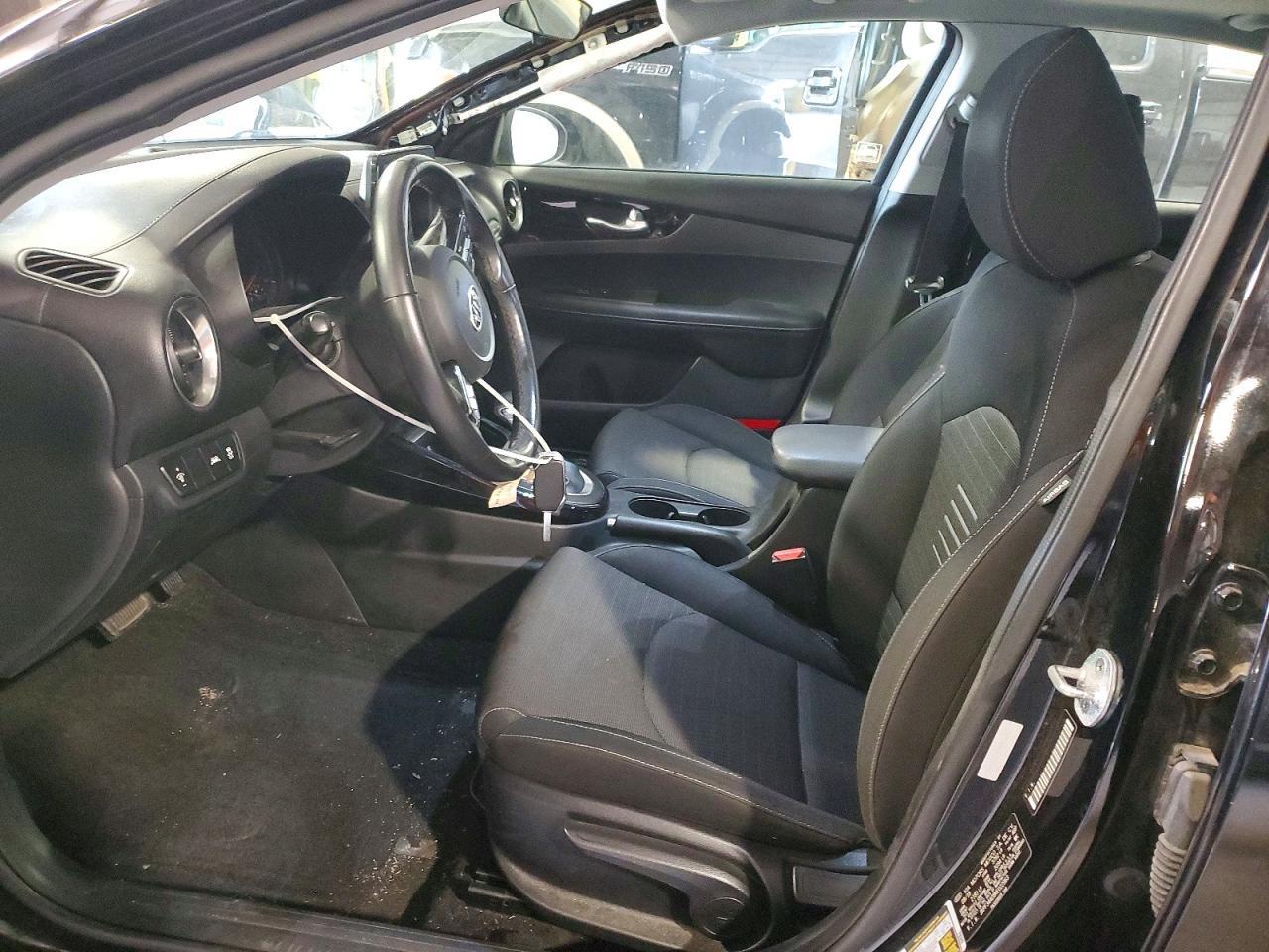 2019 Kia Forte S - Image 7