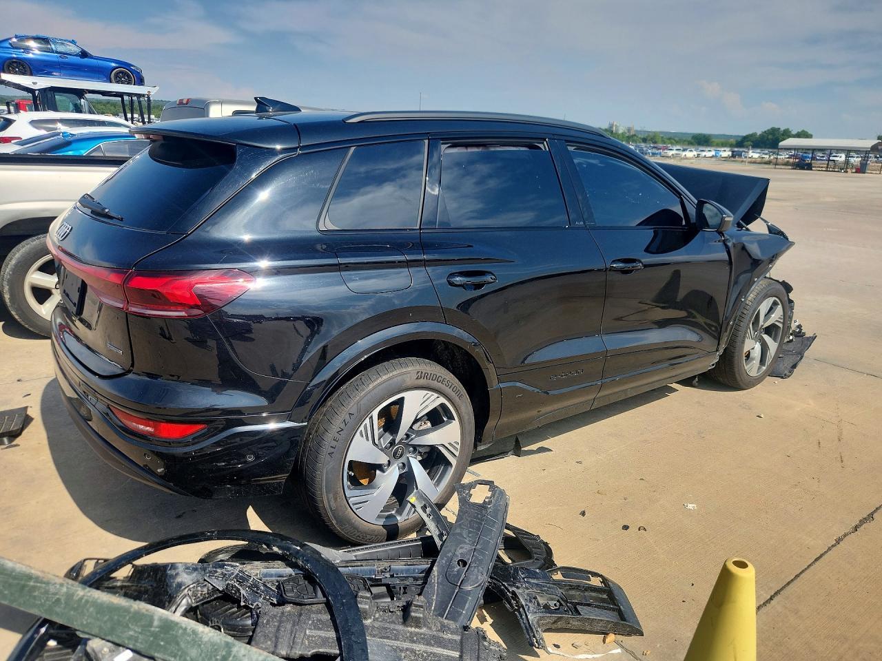 2025 Audi Q6 E-Tron Premium Plus - Image 3