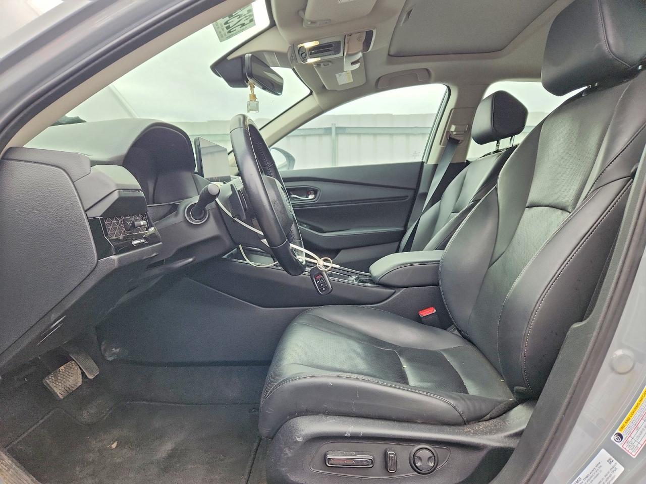 2024 Honda Accord Touring Hybrid - Image 7