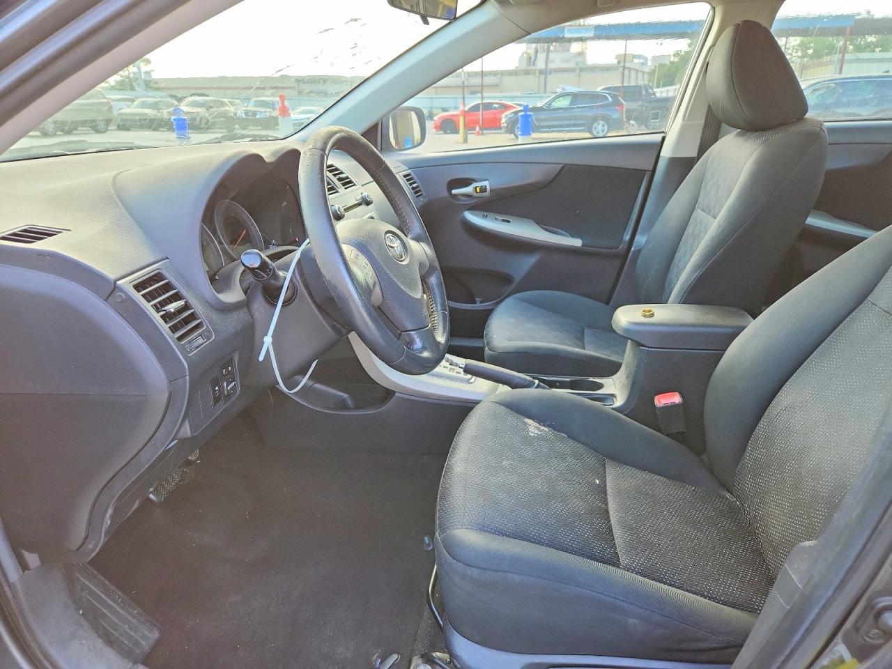 2010 Toyota Corolla S - Фото 7