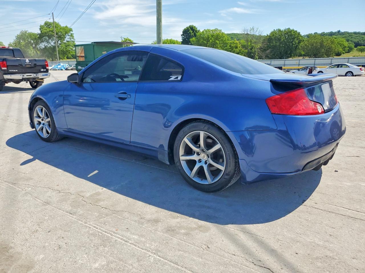 2005 Infiniti G35 Base - Фото 2