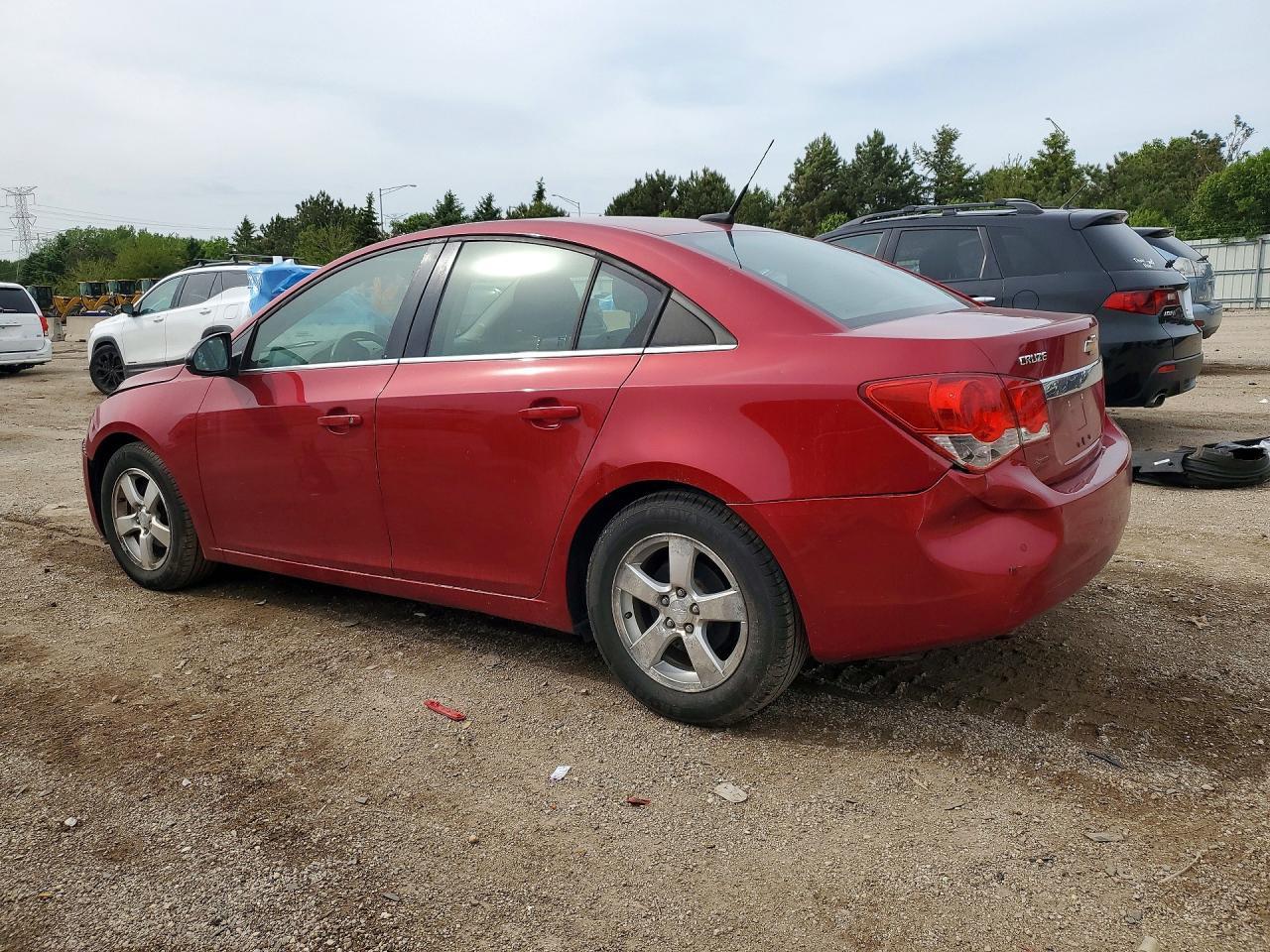 2012 Chevrolet Cruze Lt - Image 2