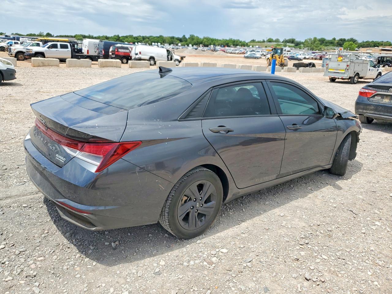 2021 Hyundai Elantra Sel - Image 3