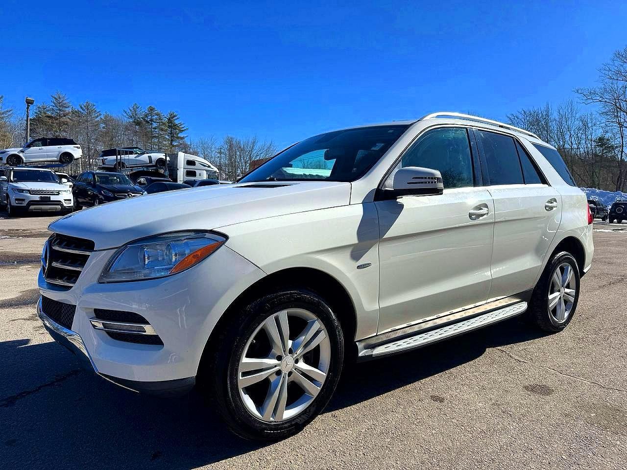 2012 Mercedes-Benz Ml 350 4Matic - Image 2