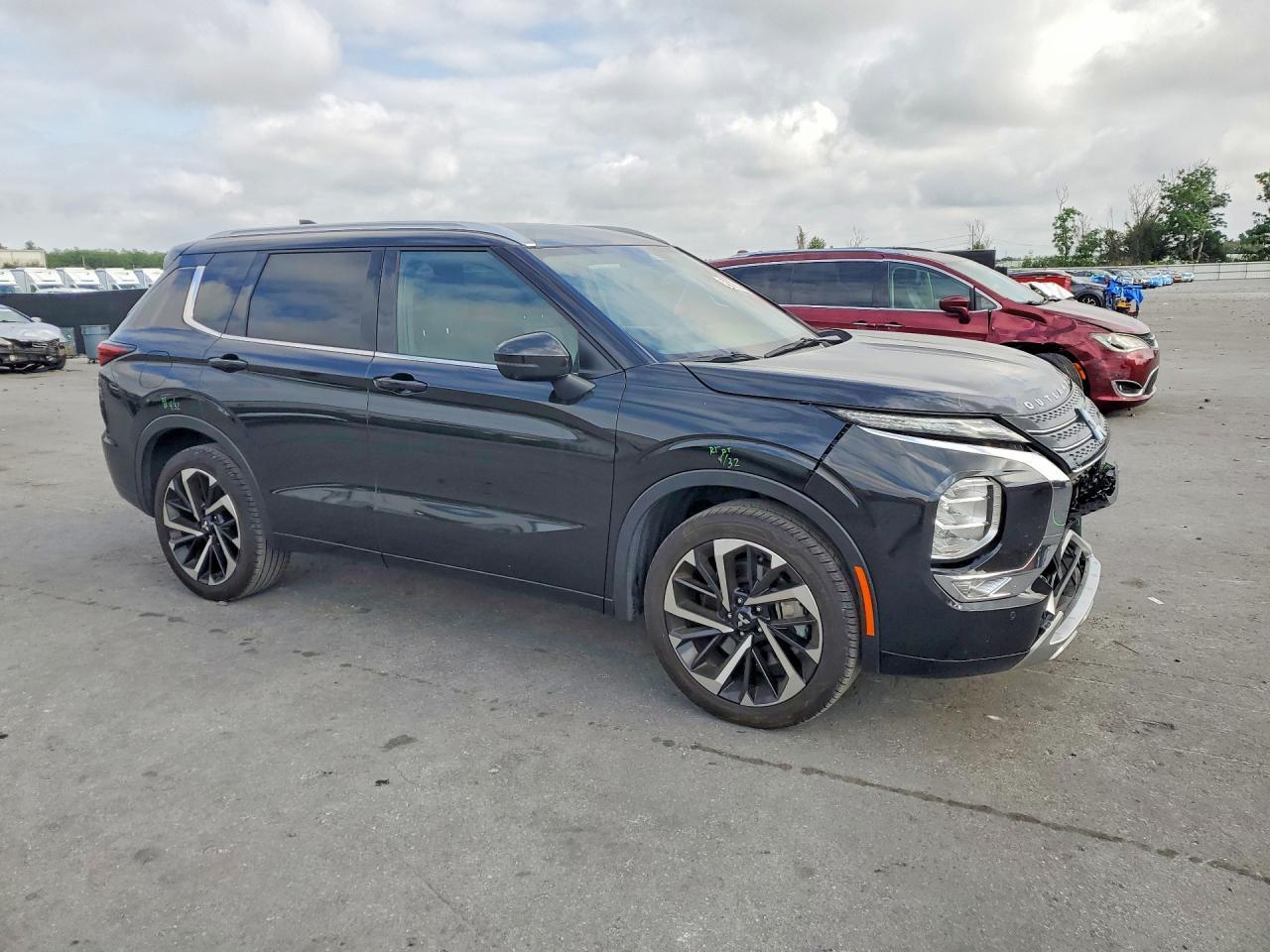 2024 Mitsubishi Outlander Sel - Фото 4