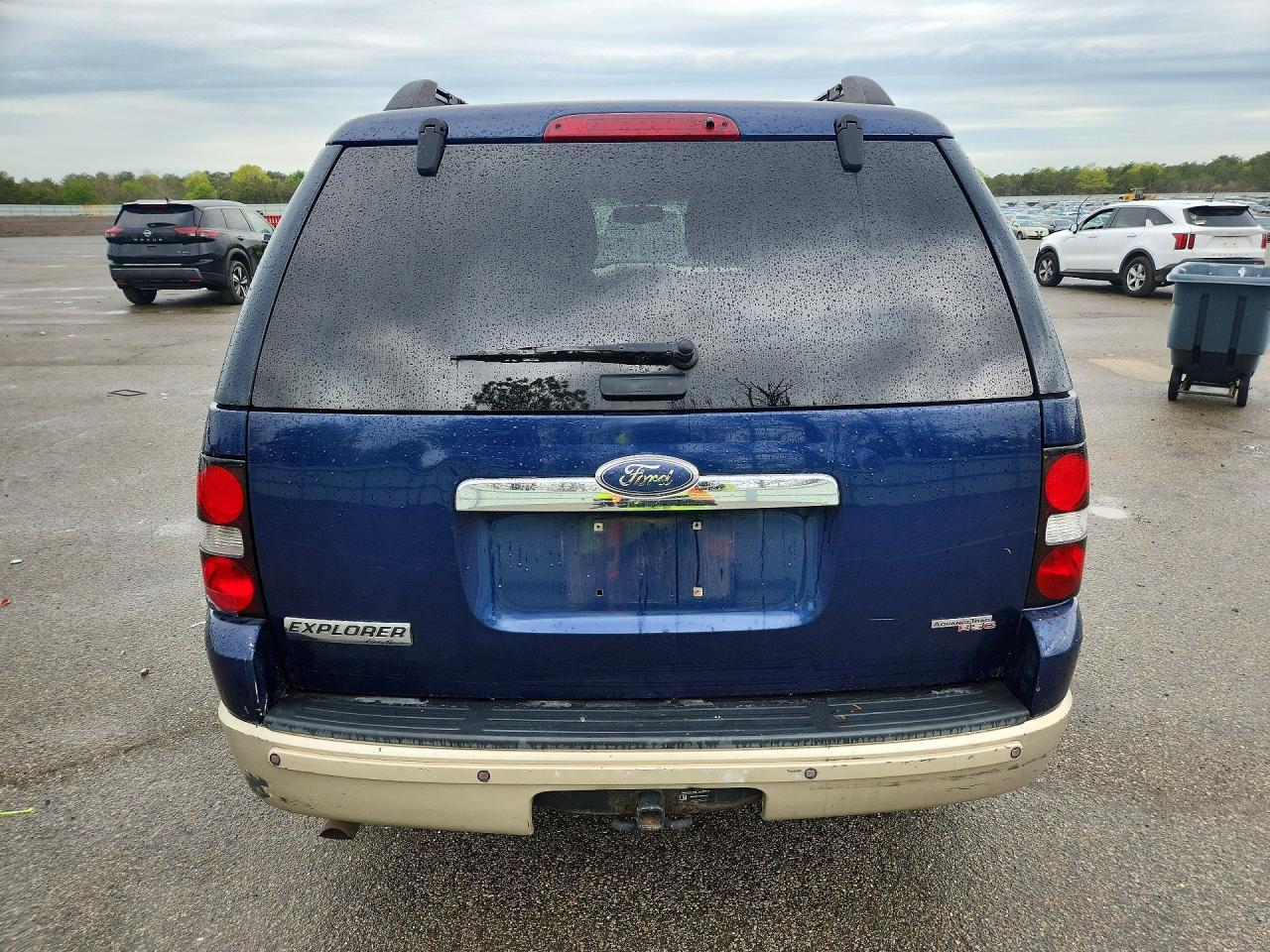 2006 Ford Explorer Eddie Bauer - Image 6