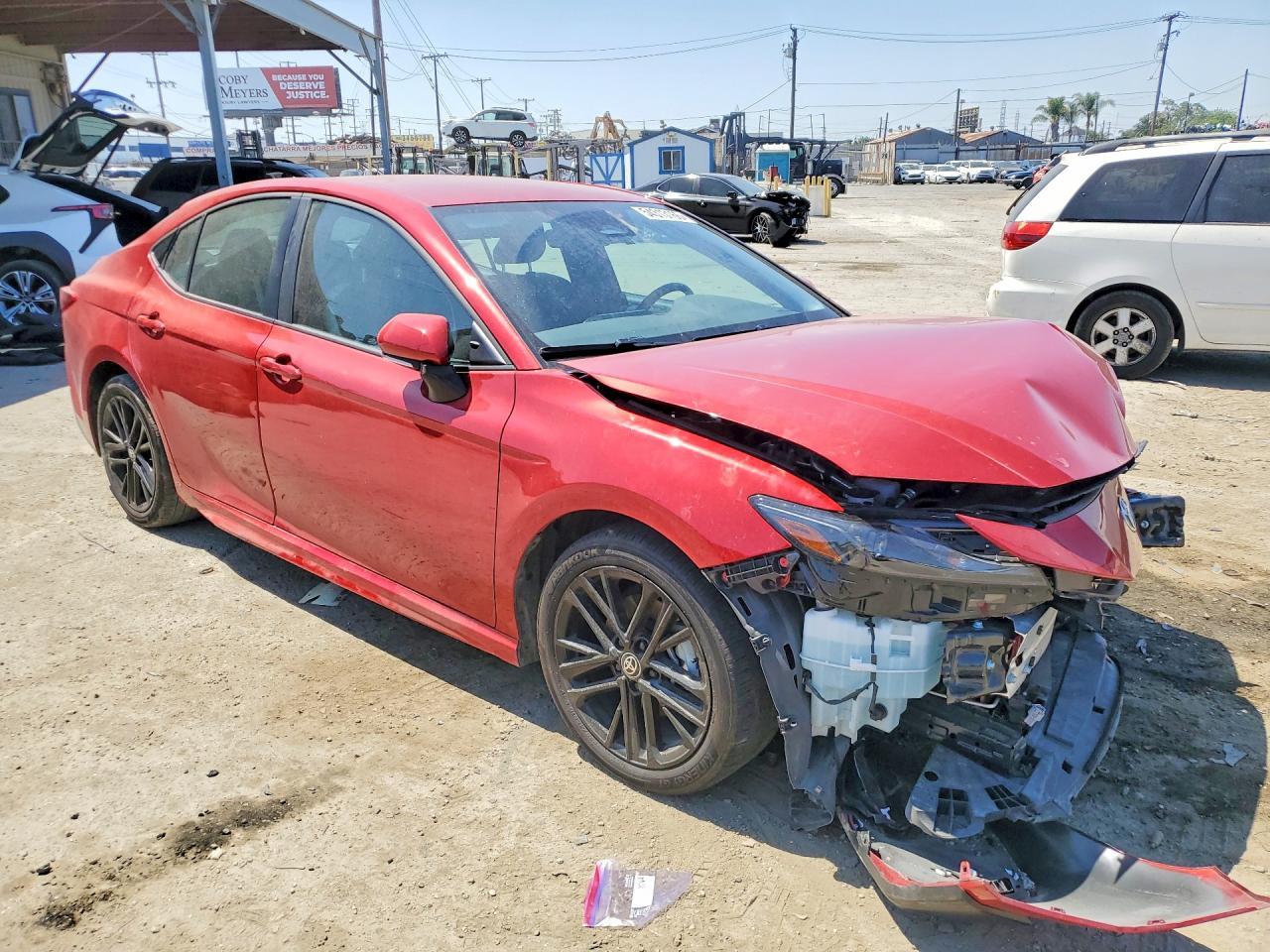 2025 Toyota Camry Se - Image 4