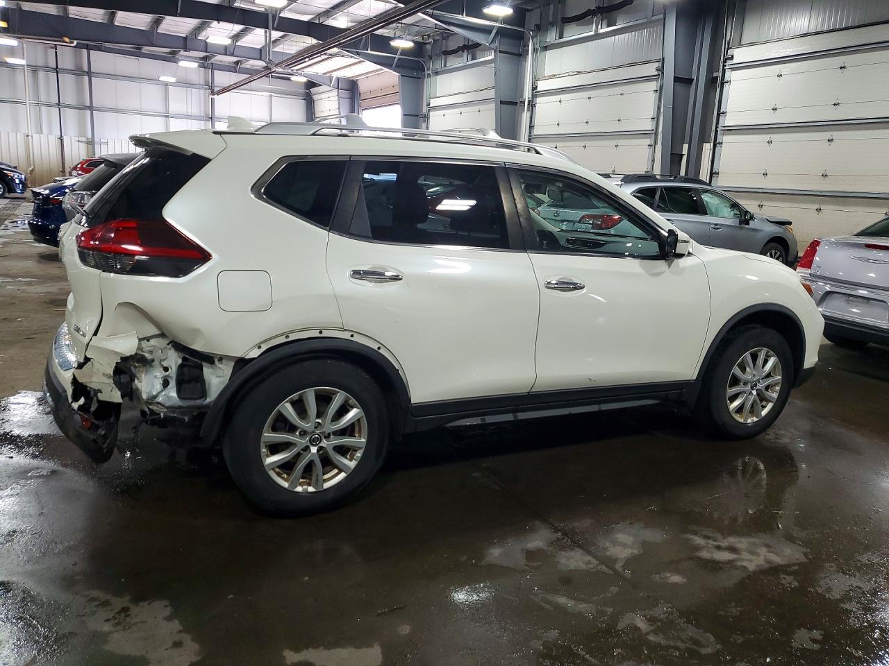 2020 Nissan Rogue Sv - Фото 3