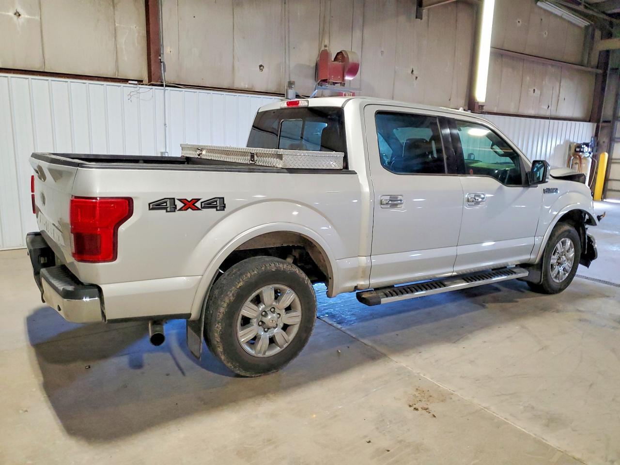 2018 Ford F150 Supercrew - Фото 3