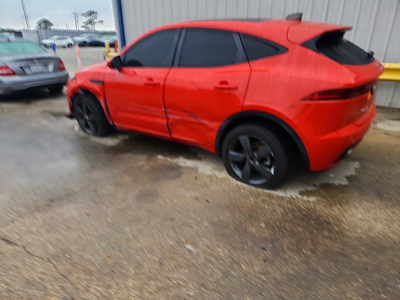 2020 Jaguar E-Pace Checkered Flag - Фото 2