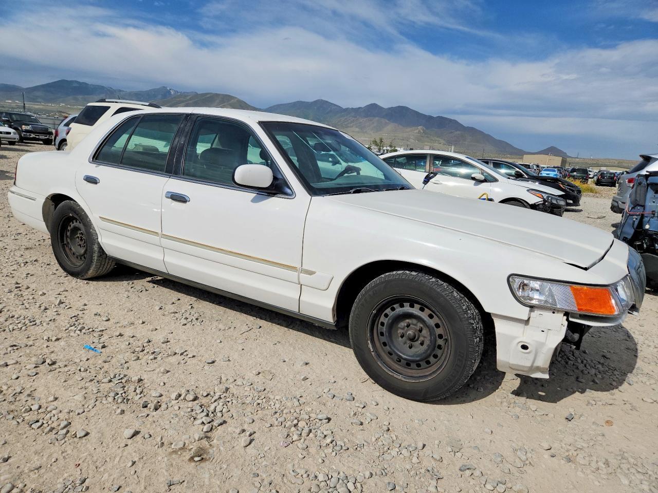 2002 Mercury Grand Marquis Gs - Image 4