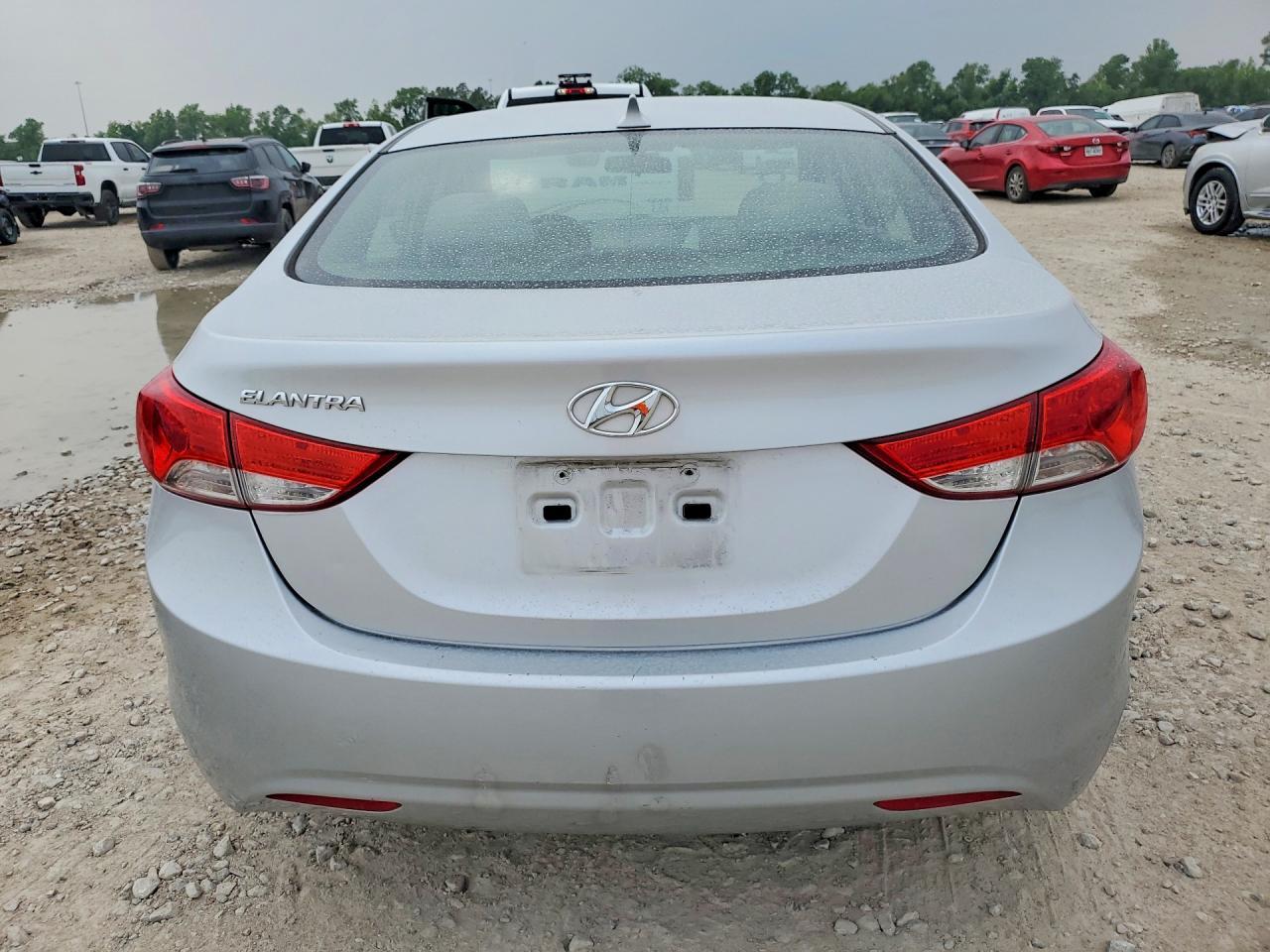 2013 Hyundai Elantra Gls - Фото 6
