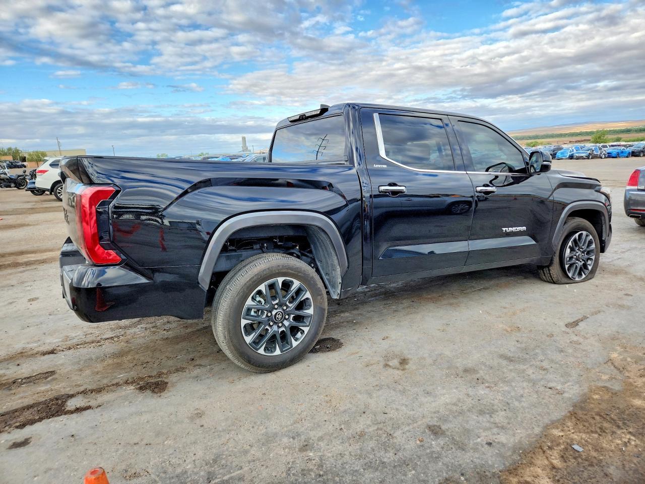 2025 Toyota Tundra Crewmax Limited - Image 3