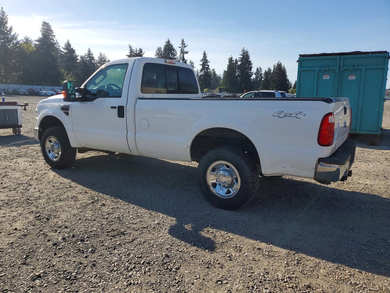 2009 Ford F250 Super Duty - Image 2