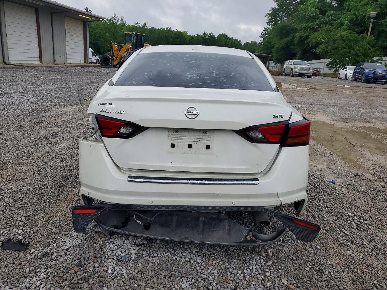 2022 Nissan Altima Sr - Image 6