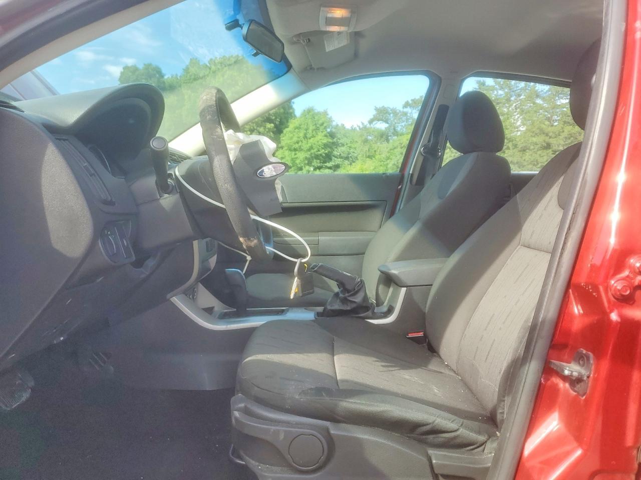 2009 Ford Focus Se - Фото 7