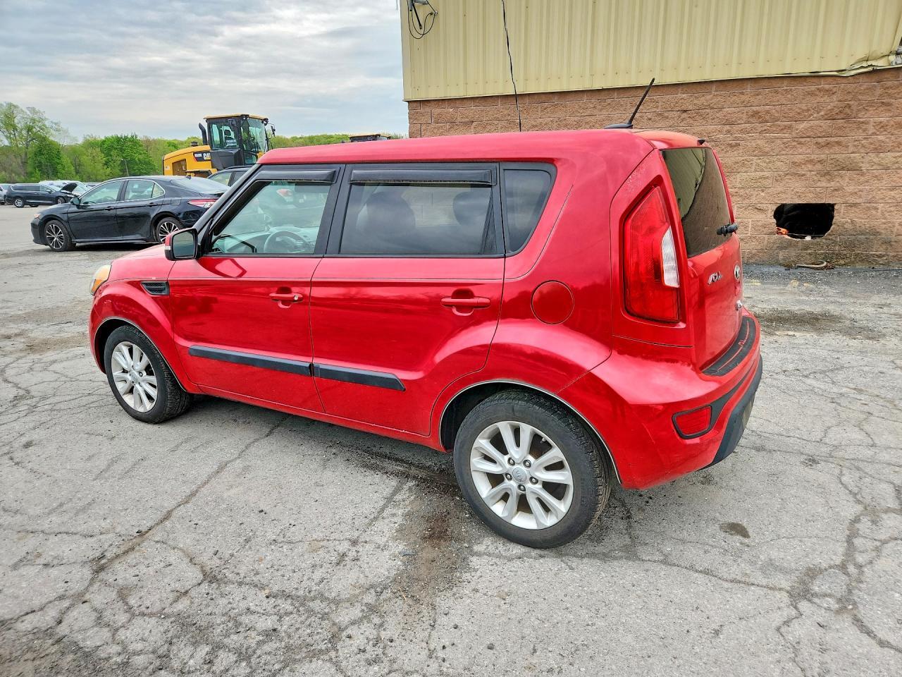 2013 Kia Soul + - Фото 2