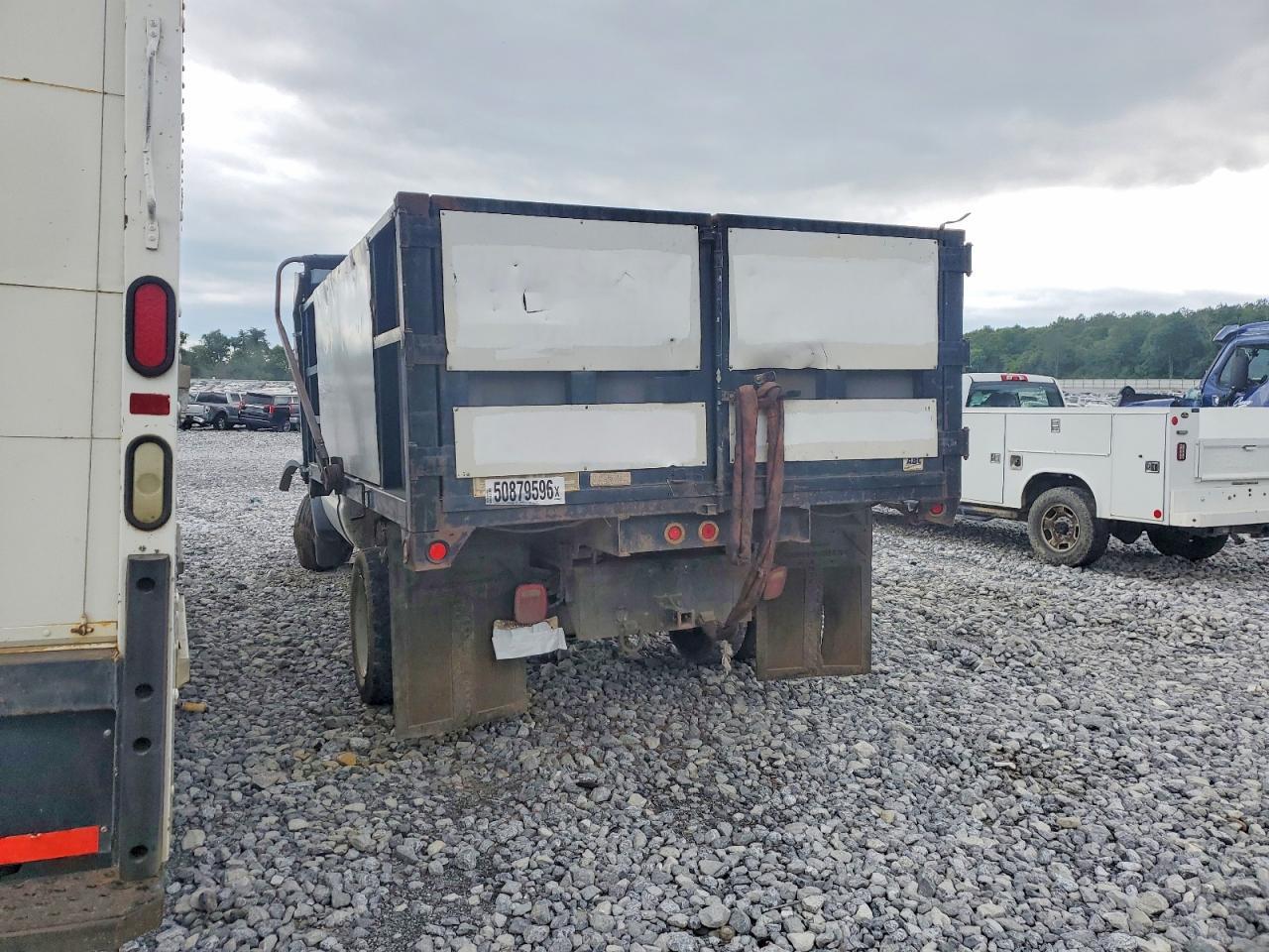 2008 Ford F550 Super Duty Dump Truck - Image 3