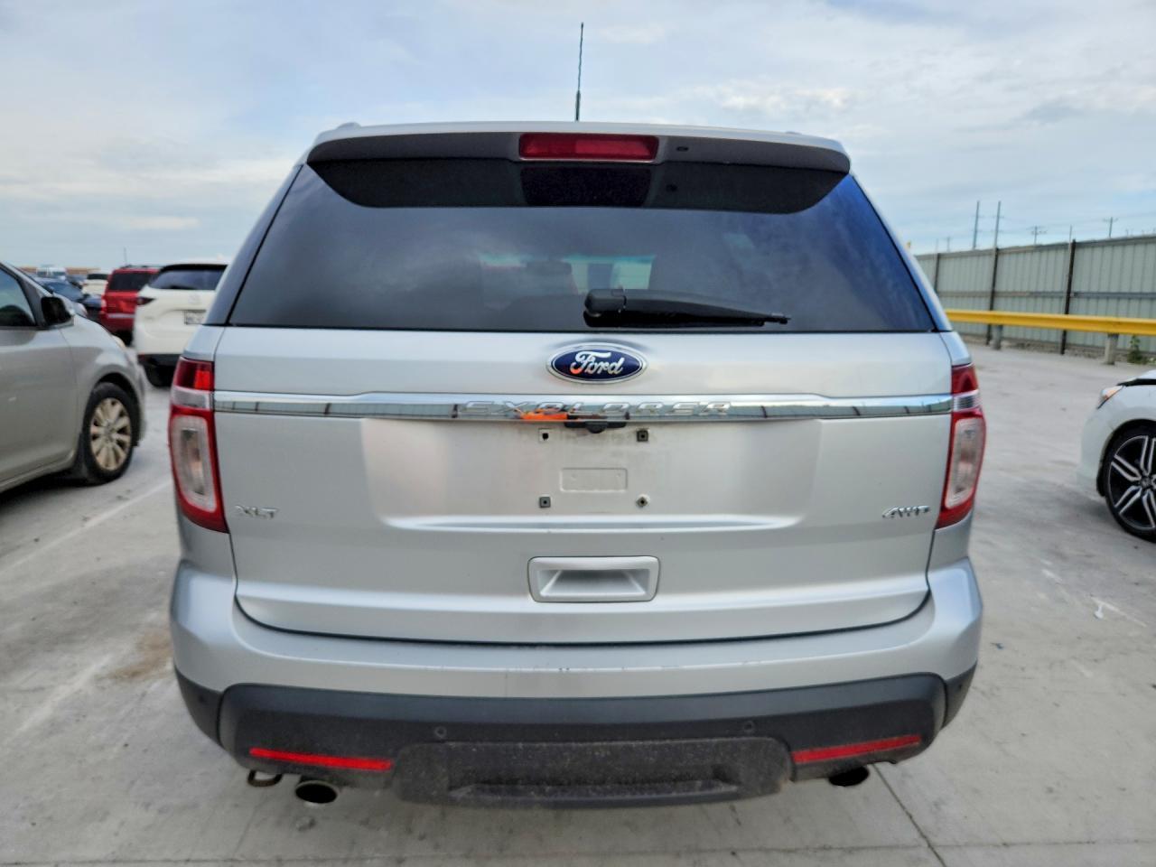 2013 Ford Explorer Xlt - Фото 6