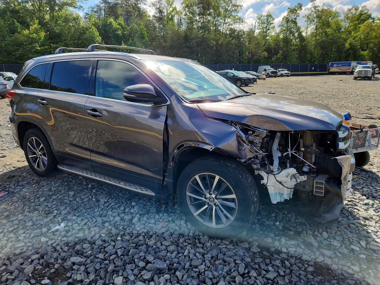 2019 Toyota Highlander Xle - Фото 4