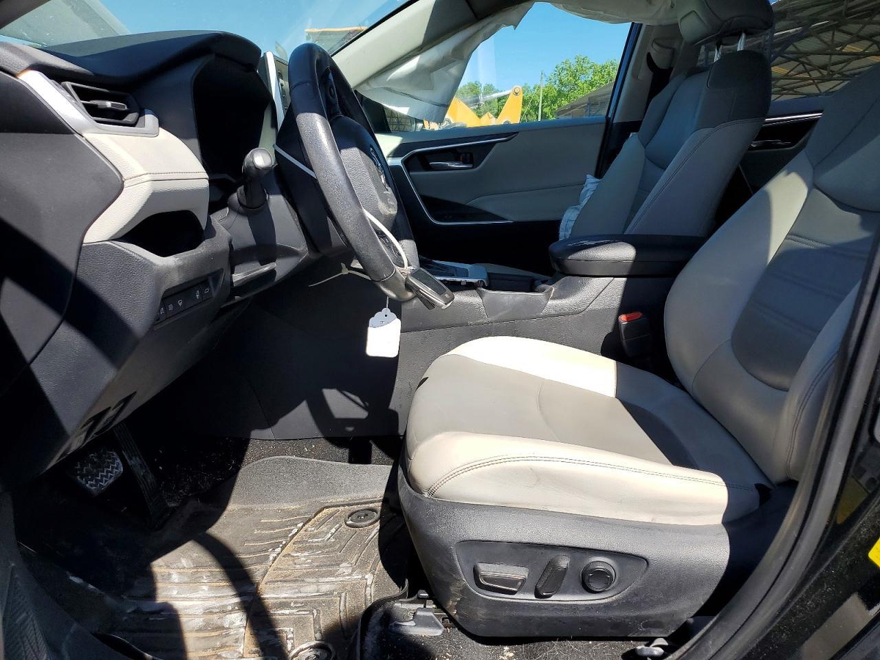 2021 Toyota Rav4 Xle Premium - Image 7