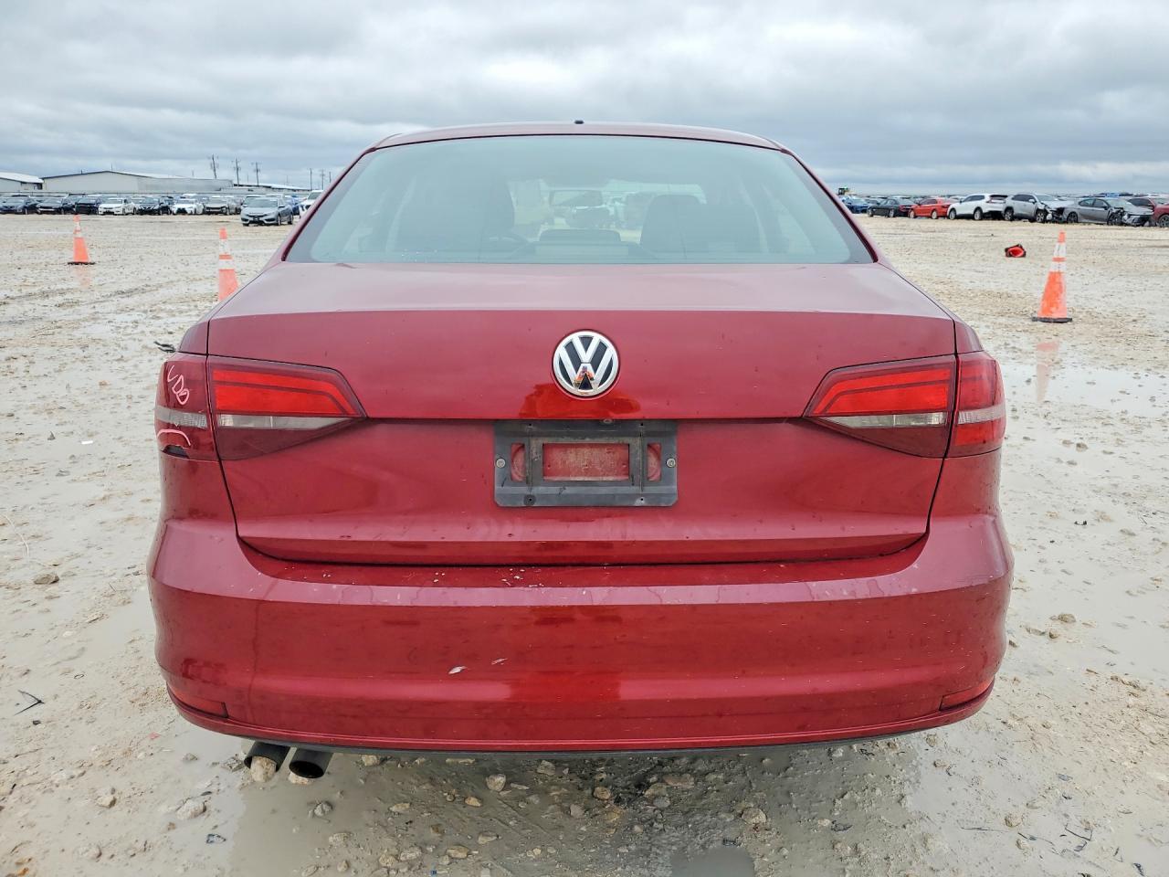 2017 Volkswagen Jetta S - Image 6