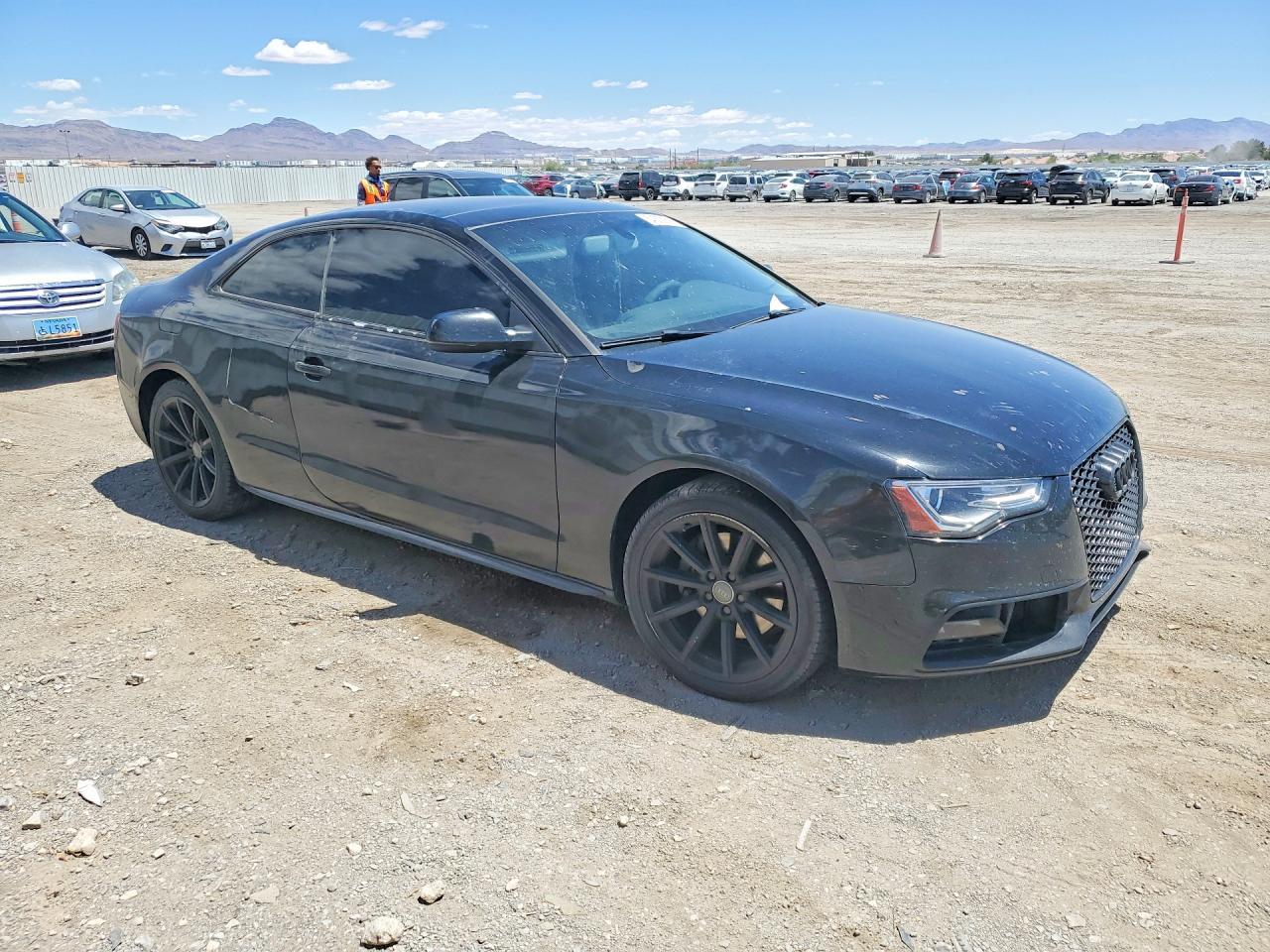 2015 Audi A5 Premium Plus - Фото 4