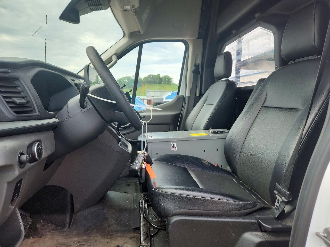 2024 Ford Transit - Фото 7