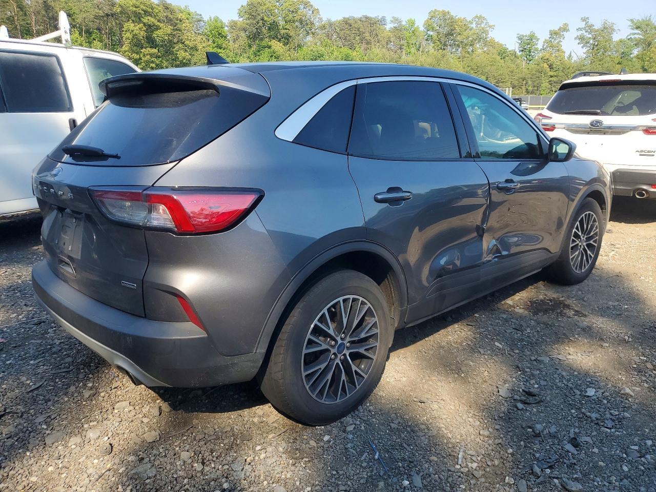 2022 Ford Escape Se - Фото 3