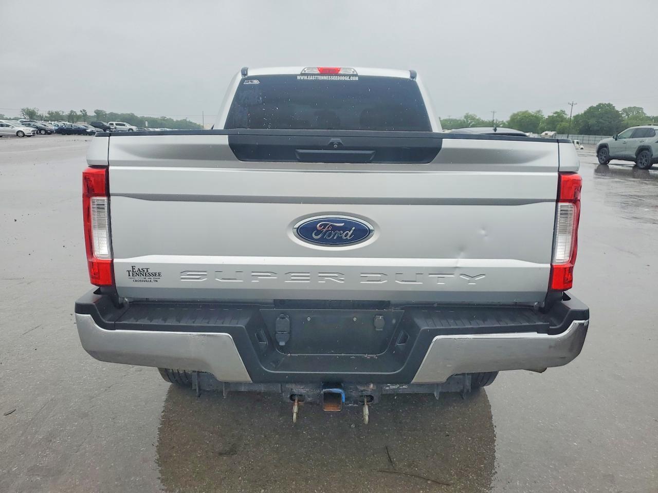 2018 Ford F250 4Wd 6.7L V8 Tdsl Xlt Crew Cab - Фото 6