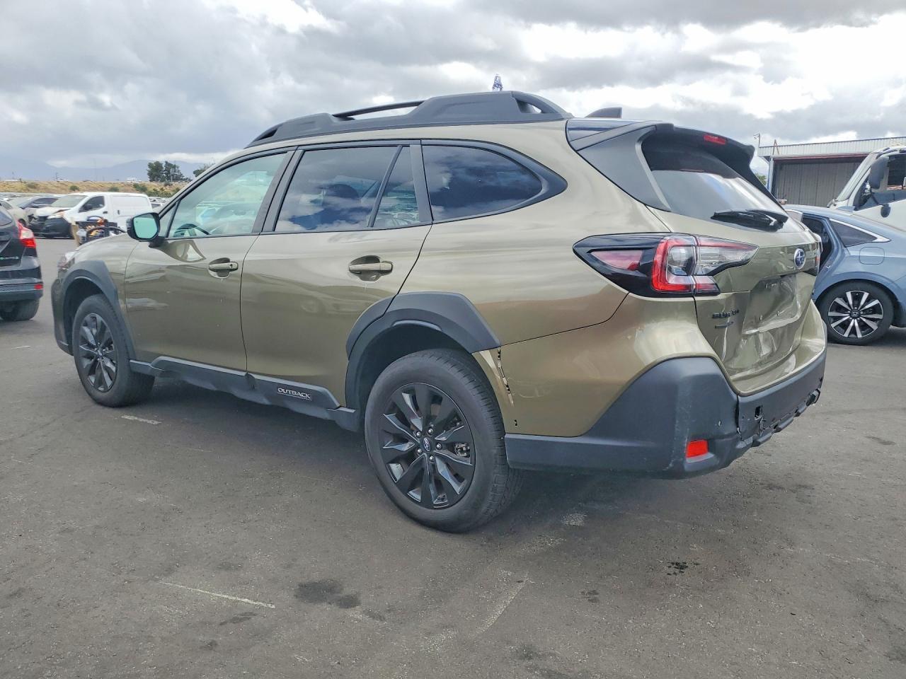 2024 Subaru Outback Onyx Edition - Image 2