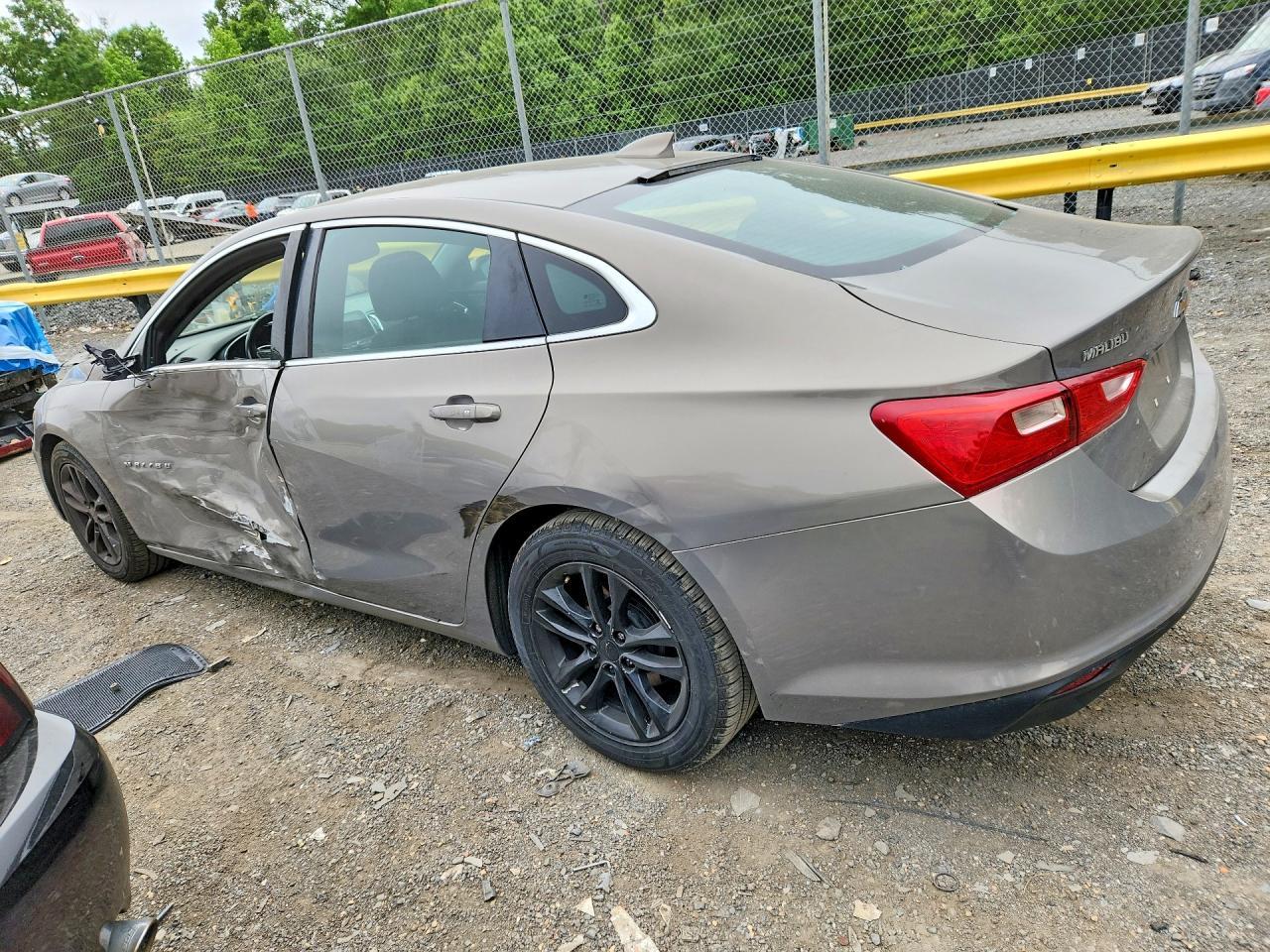 2018 Chevrolet Malibu Lt - Фото 2