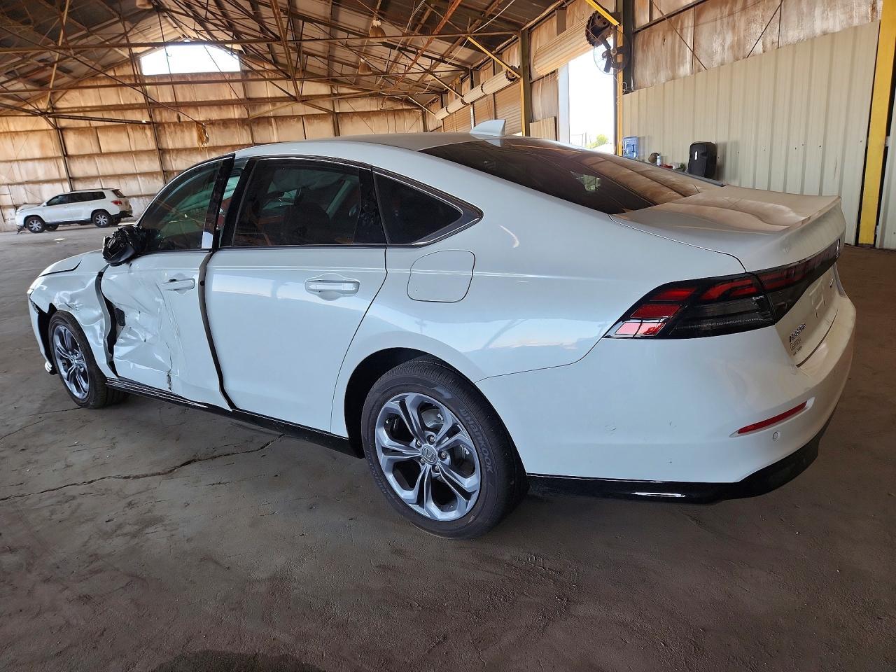 2025 Honda Accord Hybrid Exl - Фото 2