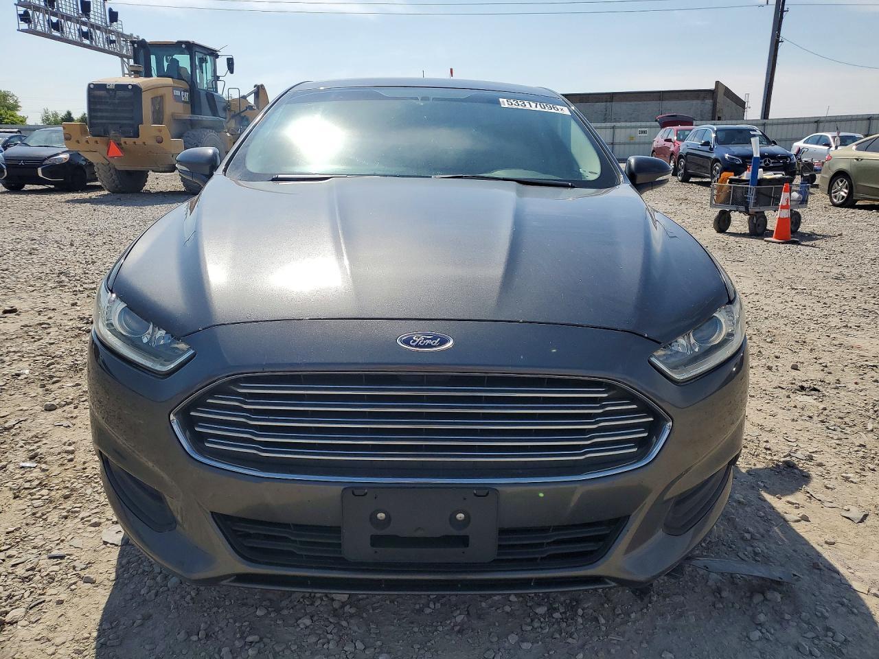 2015 Ford Fusion Se - Фото 5