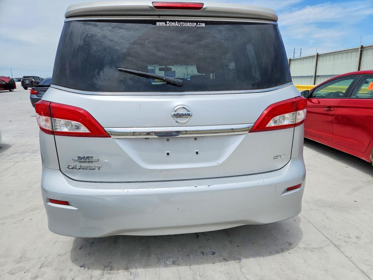 2014 Nissan Quest 3.5 S - Image 6