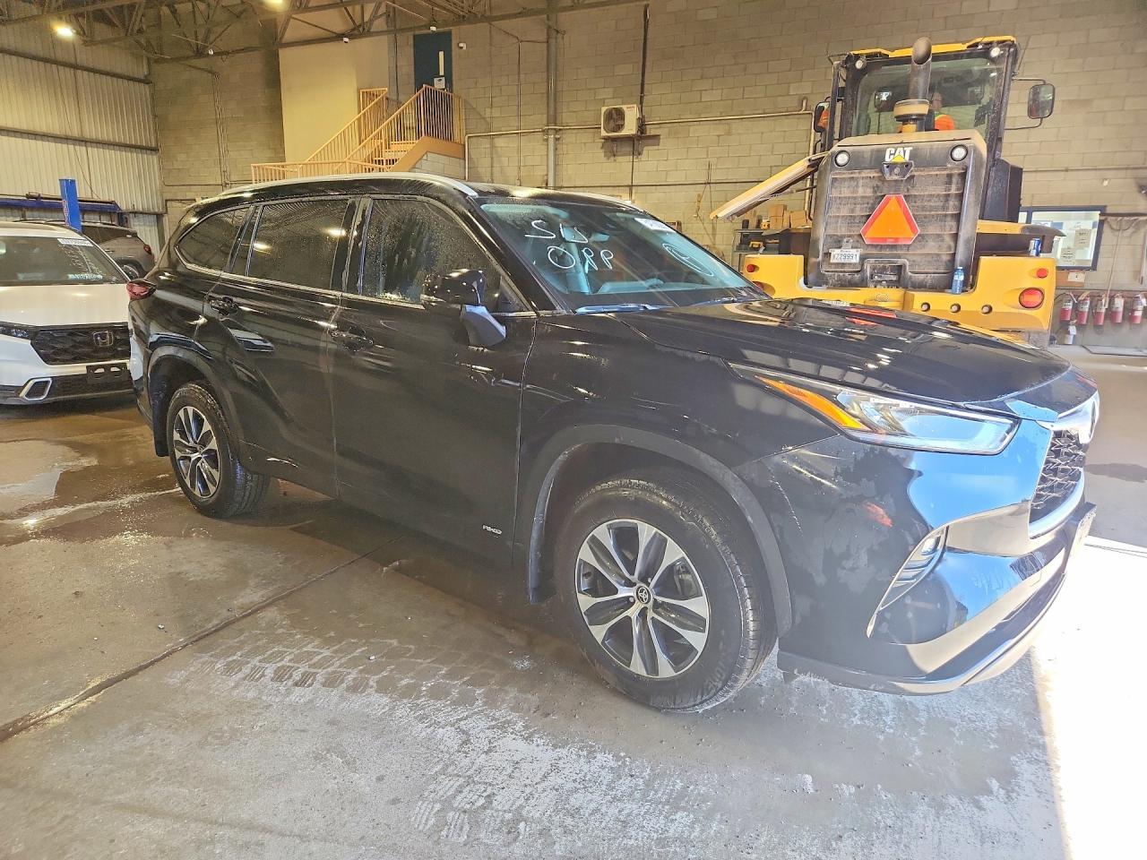 2025 Toyota Highlander Hybrid Xle - Фото 4