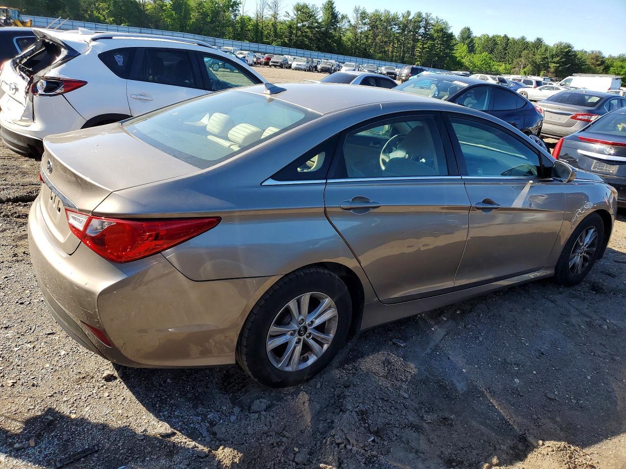 2014 Hyundai Sonata Gls - Фото 3