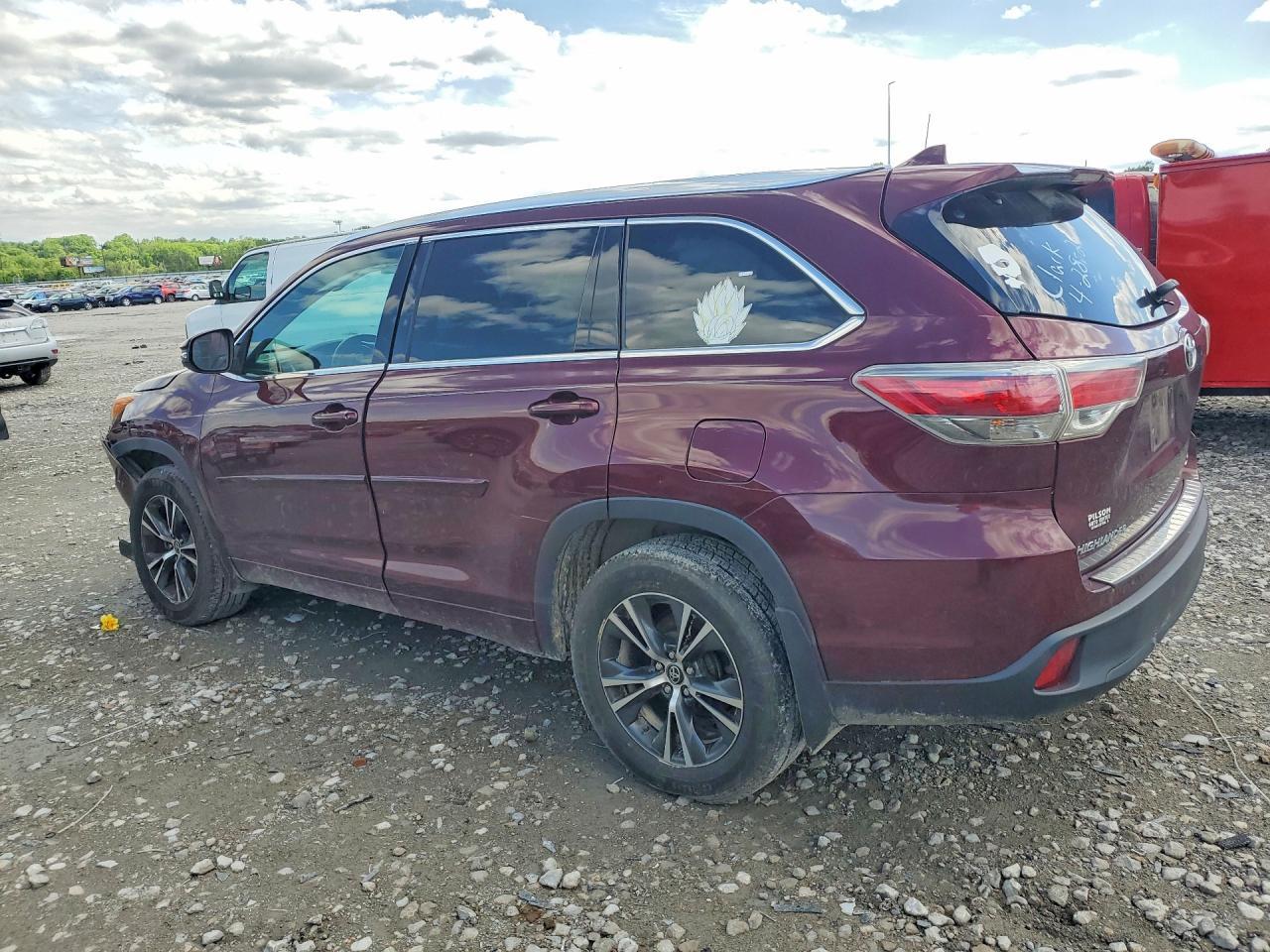 2016 Toyota Highlander Xle - Фото 2