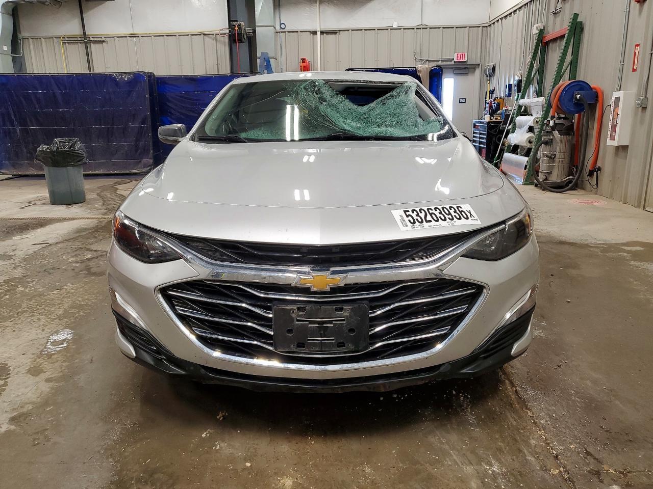 2022 Chevrolet Malibu Ls - Image 5